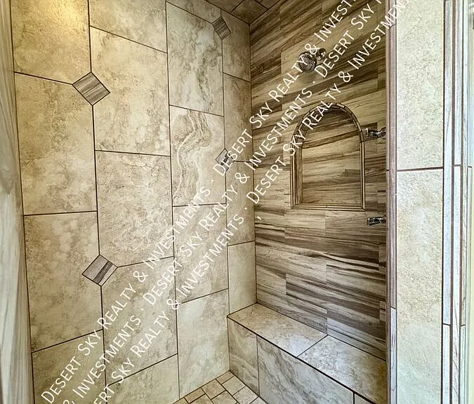 1911 Pella Ct — Photo 17