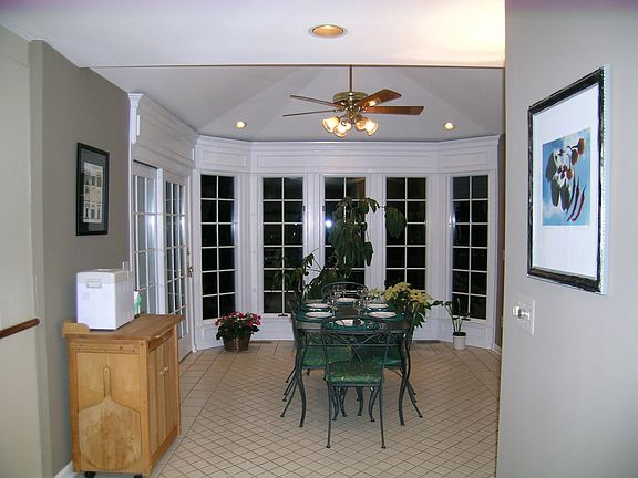 Breakfast room