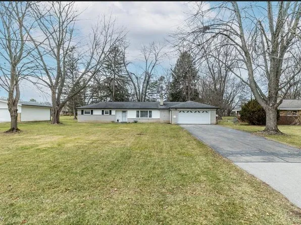 5781 Wright St, Troy, MI 48098