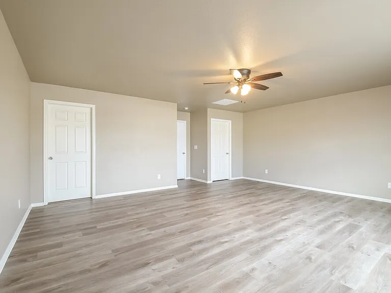 2380 Echo Park Dr — Photo 13