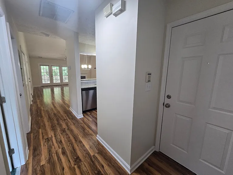 3411 Lainey Ln #C — Photo 10