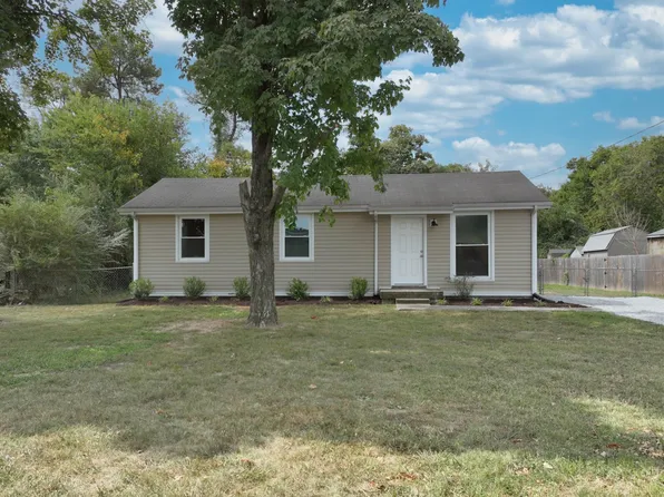 1015 Slaters Creek Rd, Goodlettsville, TN 37072