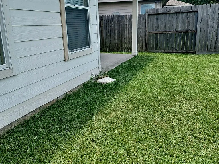 11750 Pinemeade Ln — Photo 48