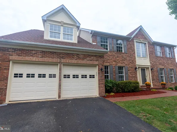 13426 Alfred Mill Ct, Herndon, VA 20171