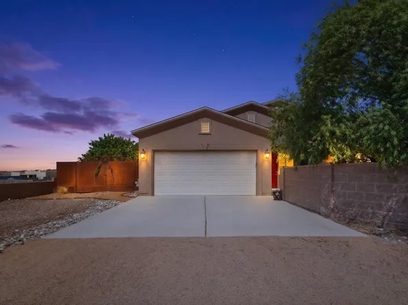 417 6th St NE, Rio Rancho, NM 87124