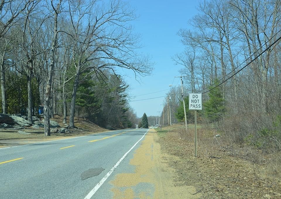 2nd image of 106 New Braintree Rd
