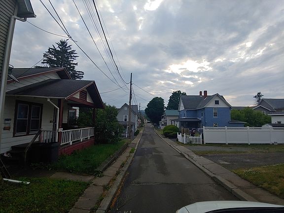 5th image of 175 Leach Ave