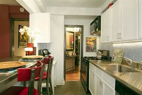 Sold by Douglas Elliman | media 19