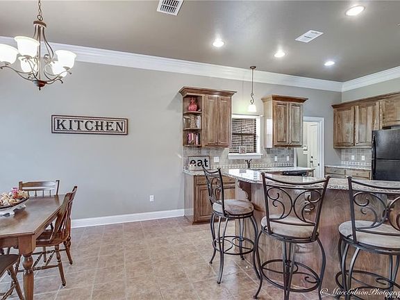 5th image of 2103 Quail Creek Ln