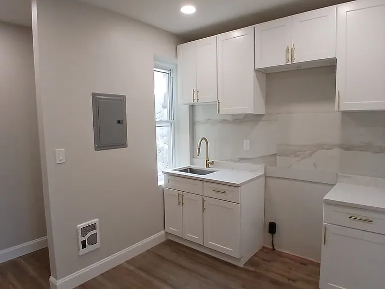 3346 N Howard St #2 — Photo 2