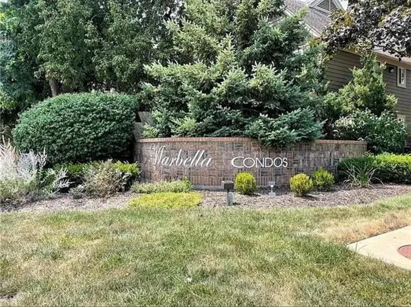 11142 Nieman Rd APT 102, Overland Park, KS 66210