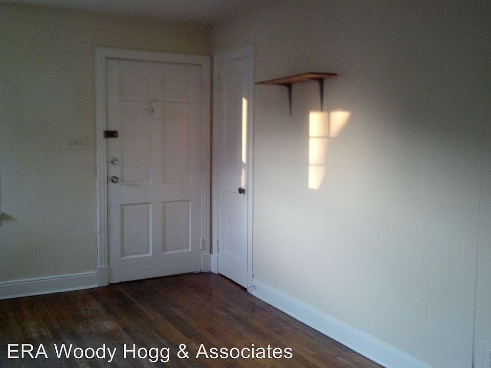 2nd image of 1303 Mount Erin Dr