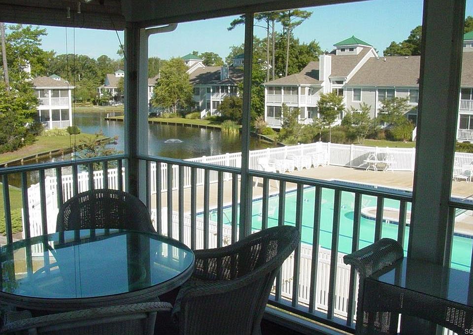 1st image of 12003 Lakeside Cir