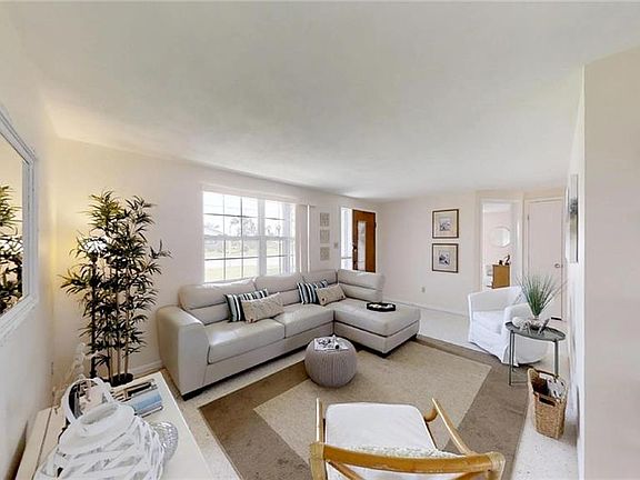 5th image of 13539 Britton Dr