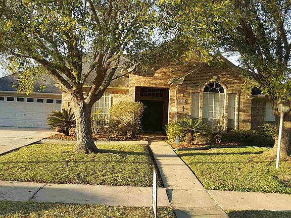 3rd image of 7940 Doral Dr