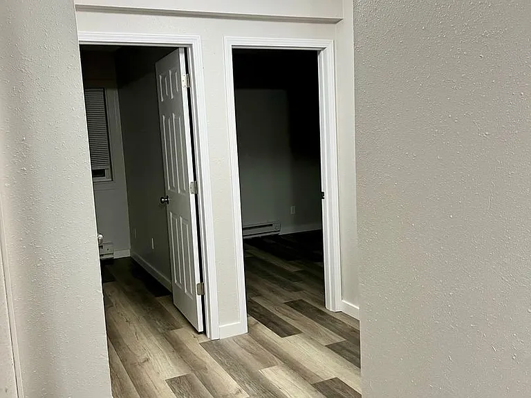 Cedar Crest Apartments — Photo 18