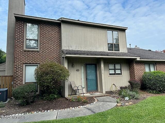1st image of 107 Sunshine Ln