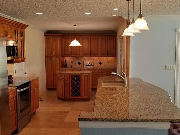 5th image of 9135 36th Way N #6