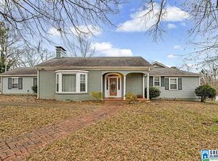 904 East St S, Talladega, AL 35160