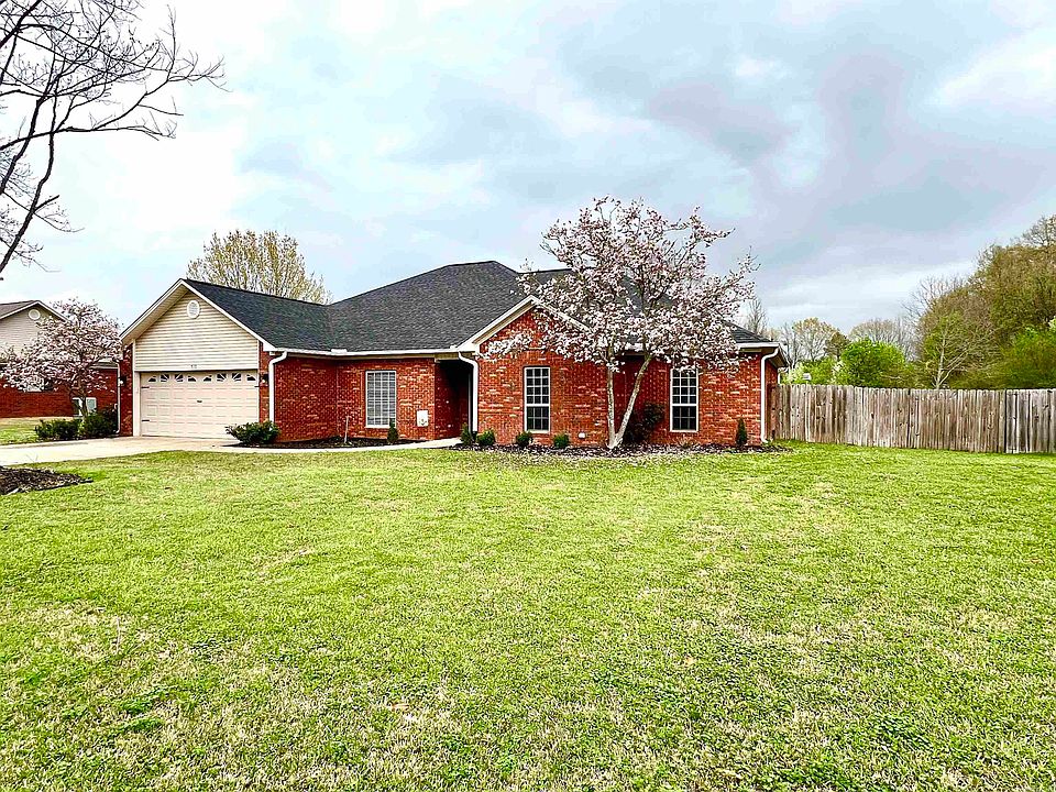 1st image of 510 Rebecca Cir