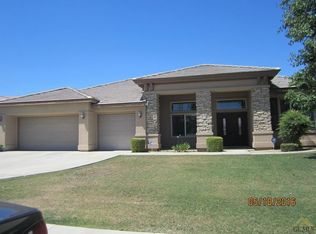 13402 Giro Dr, Bakersfield, CA 93314