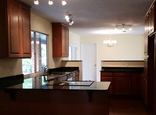 2212 Foxwood Dr, Orange Park, FL 32073
