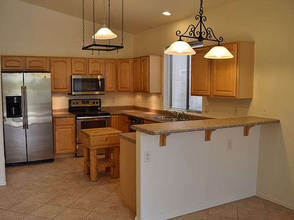 4th image of 4408 E Smokehouse Trl