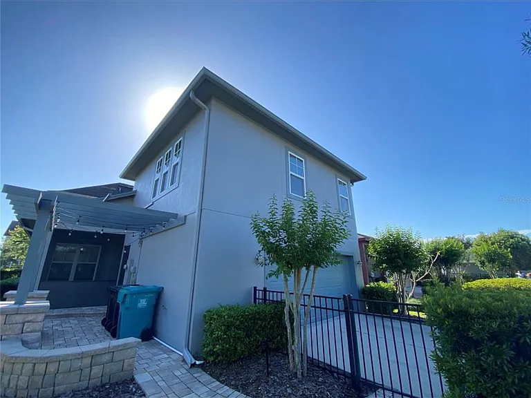 13836 Sachs Ave — Photo 33