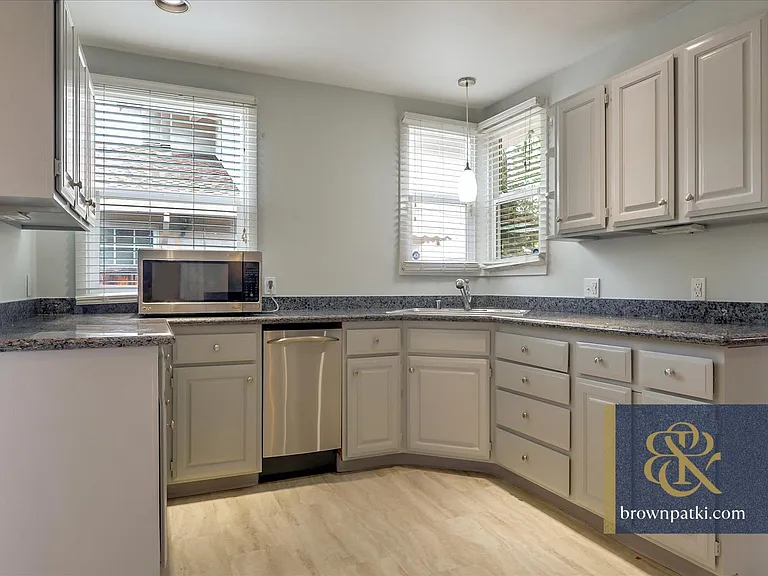 284 Margarita Ave — Photo 8