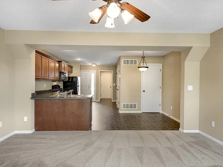 Bennington Park Townhomes — Photo 72