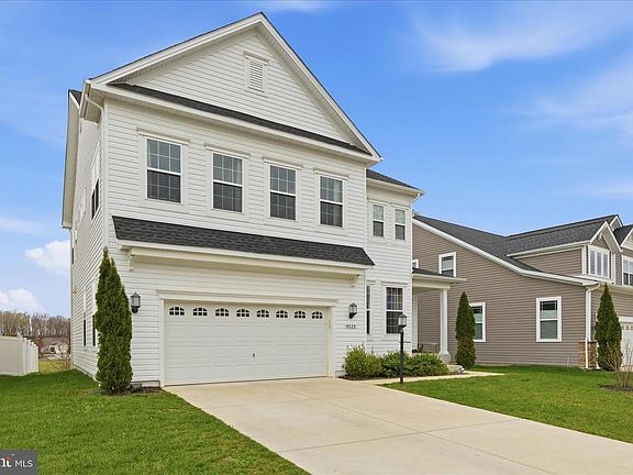 2nd image of 4529 Shakespeare Cir