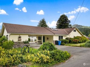 194 Adams Ave, Morton, WA 98356