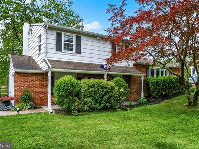 31 E Robin Rd, Holland, PA, 18966