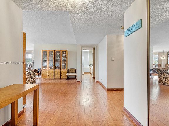 3rd image of 231 174th St APT 318