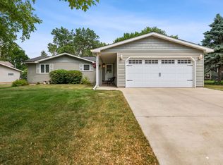 919 N Shore Dr, New Richmond, WI 54017
