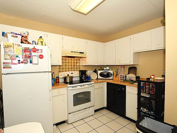4th image of 230 Klein Creek Ct APT 2B