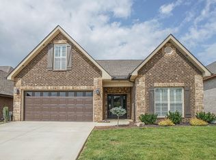 2317 Torrey Pines Dr, Maryville, TN 37801