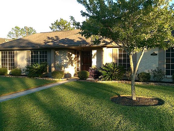 2nd image of 3303 Windcrest Ct