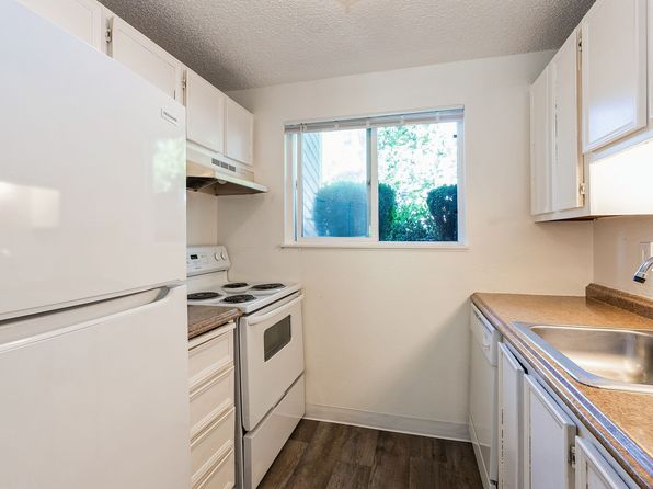 12435 SE Linwood Ave #D-D-13