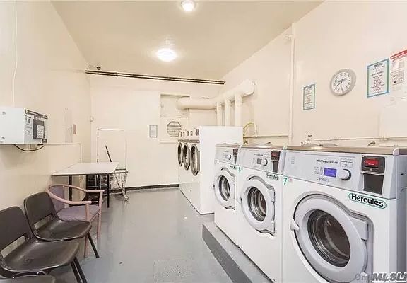 4th image of 41-67 Judge St #2S