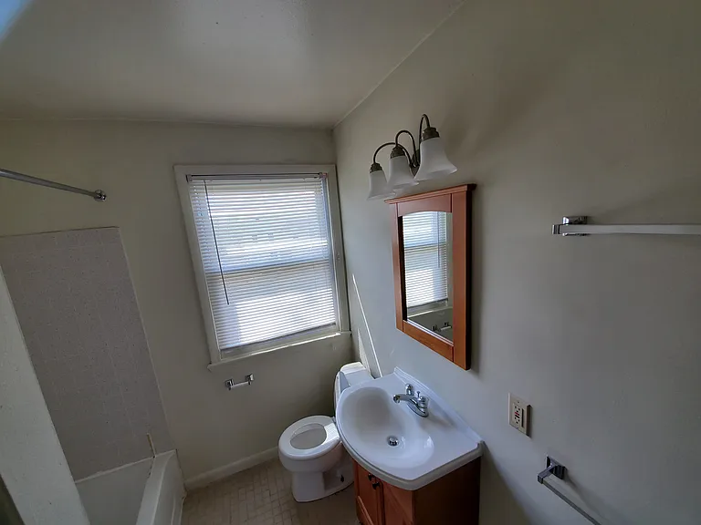 5265 Darien Rd — Photo 24