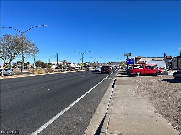 3rd image of 101 W Lake Mead Pkwy