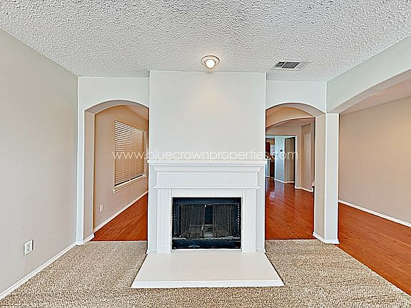 4th image of 8109 Lake Haven Dr