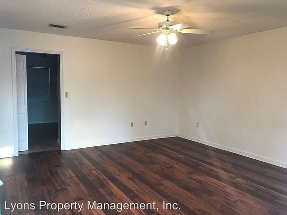 2nd image of 2134 Houston Ave APT A