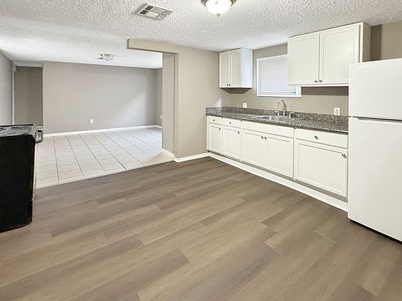 5th image of 918 Vallette St #B