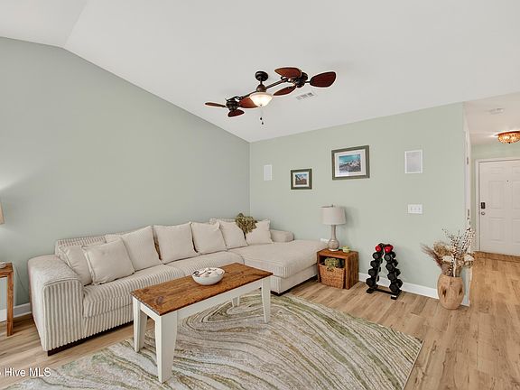 5th image of 6709 Hailsham Drive