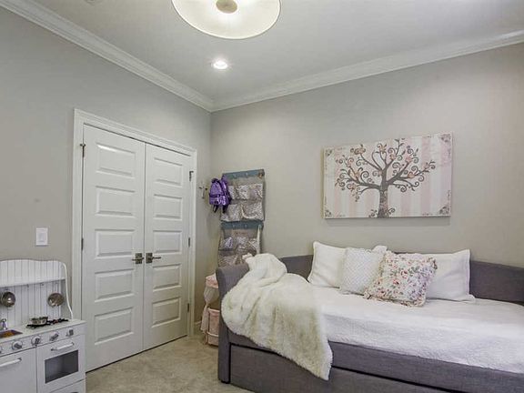 5th image of 5662 Highland Lake Dr