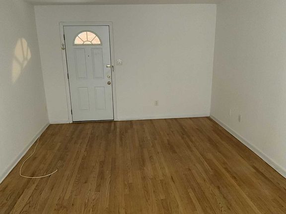 3rd image of 248 Palisade Ave APT 2