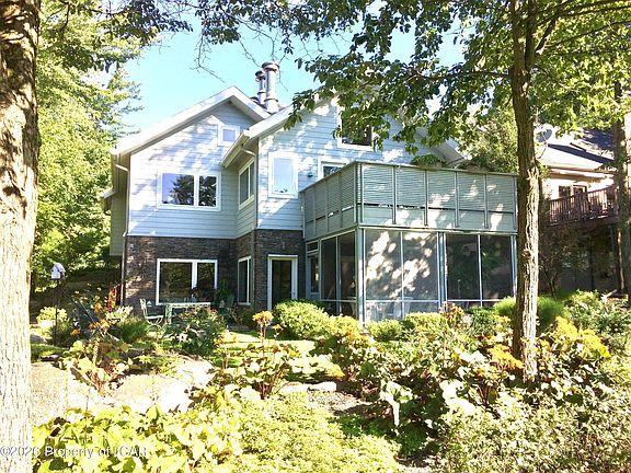 2nd image of 85 Crooked Stick Ln