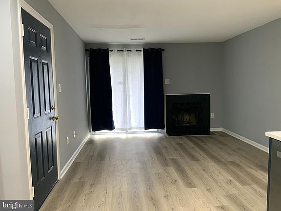 5th image of 8623 Beekman Pl Unit A